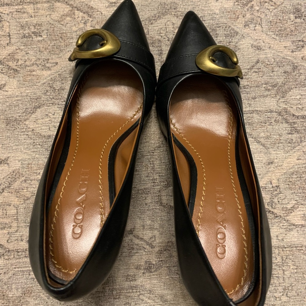 Black Coach Pumps Size 6